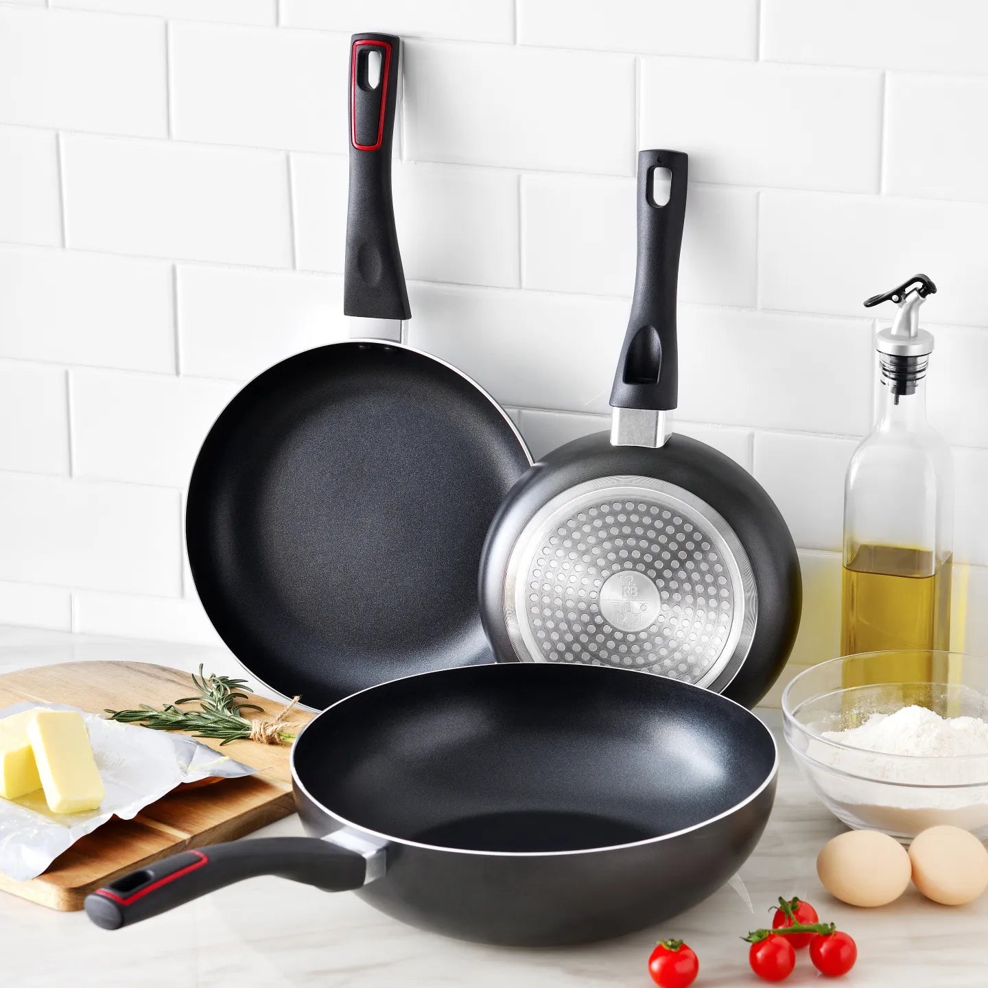 Wok Renberg de aluminio prensado y 28 cm de diametro - Tasty