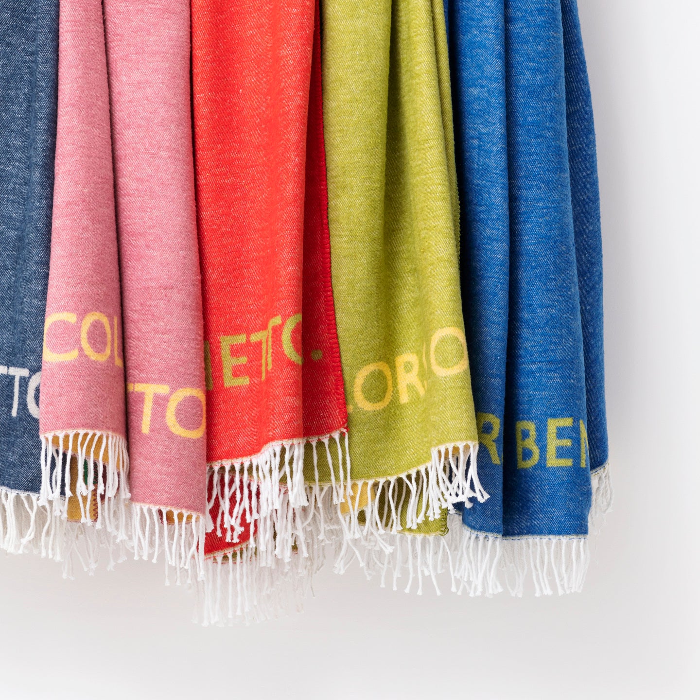 Manta Benetton de 140 x 190 cm - Rainbow