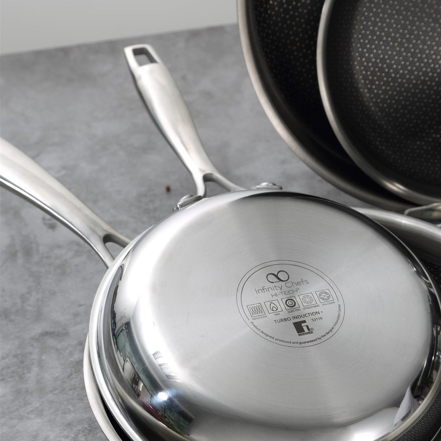 Juego de 3 sartenes MasterPRO 20, 24 y 28 cm - Hi-Tech 3