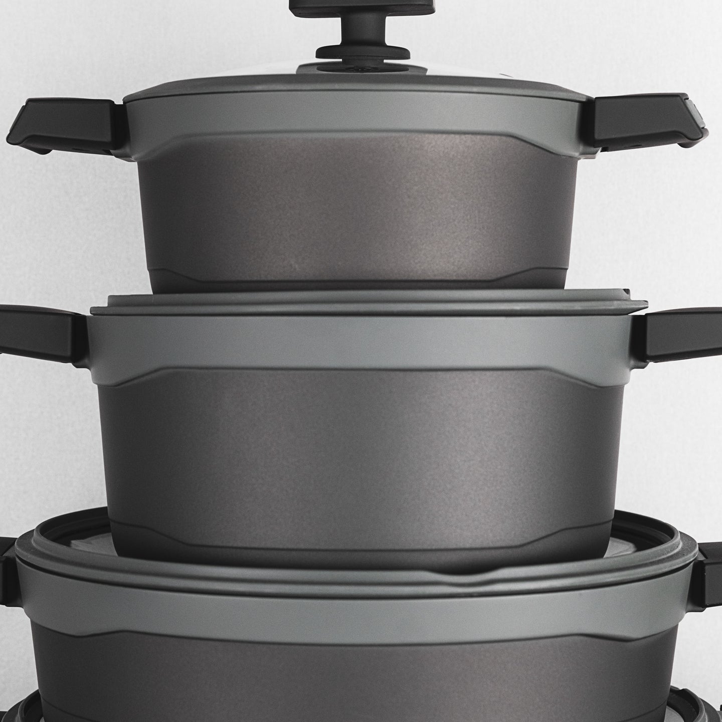Batería de cocina MasterPRO de aluminio fundido 11 piezas - Gastro Reeco (2)