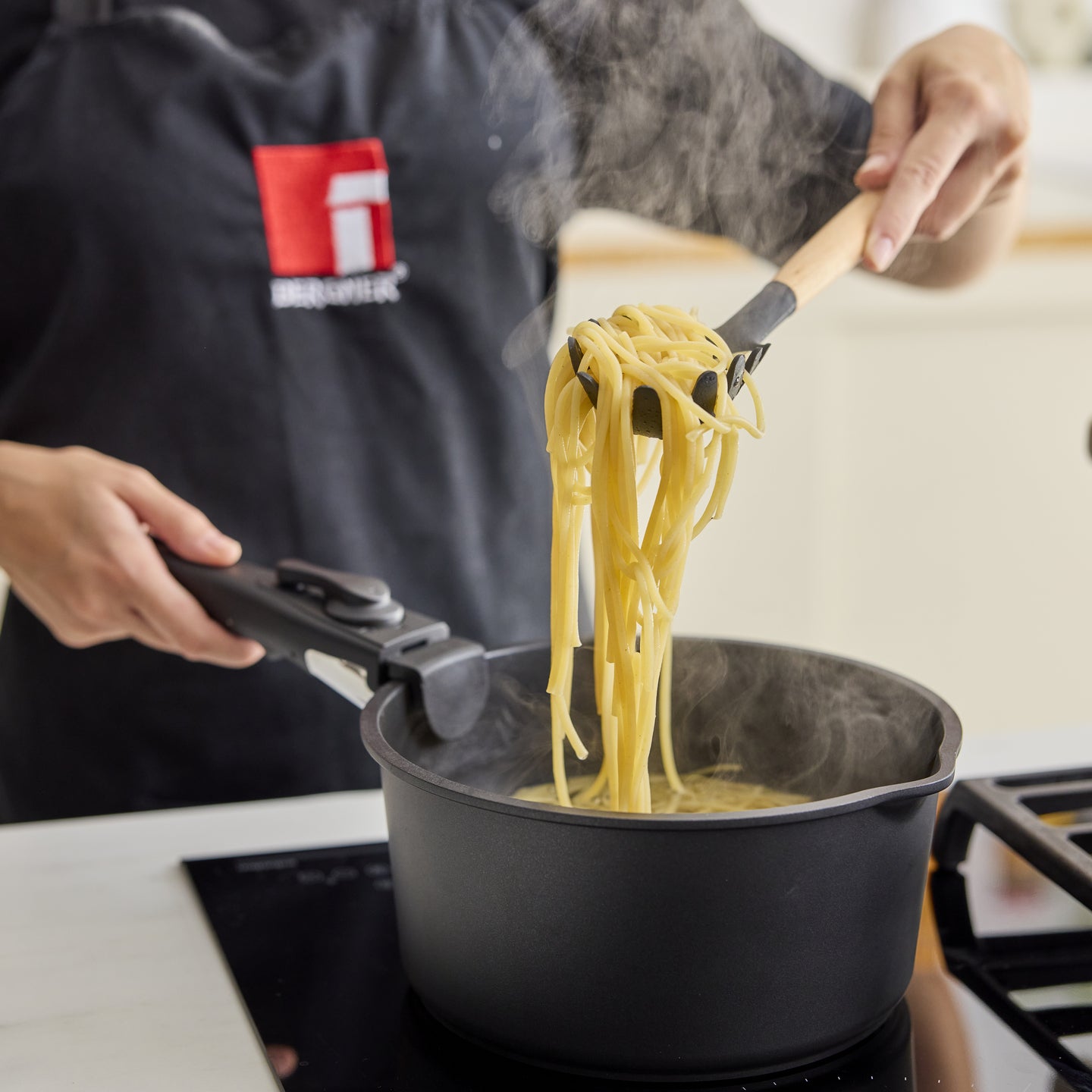 Batería de cocina de 10 piezas de aluminio fundido - Easy Click (6)