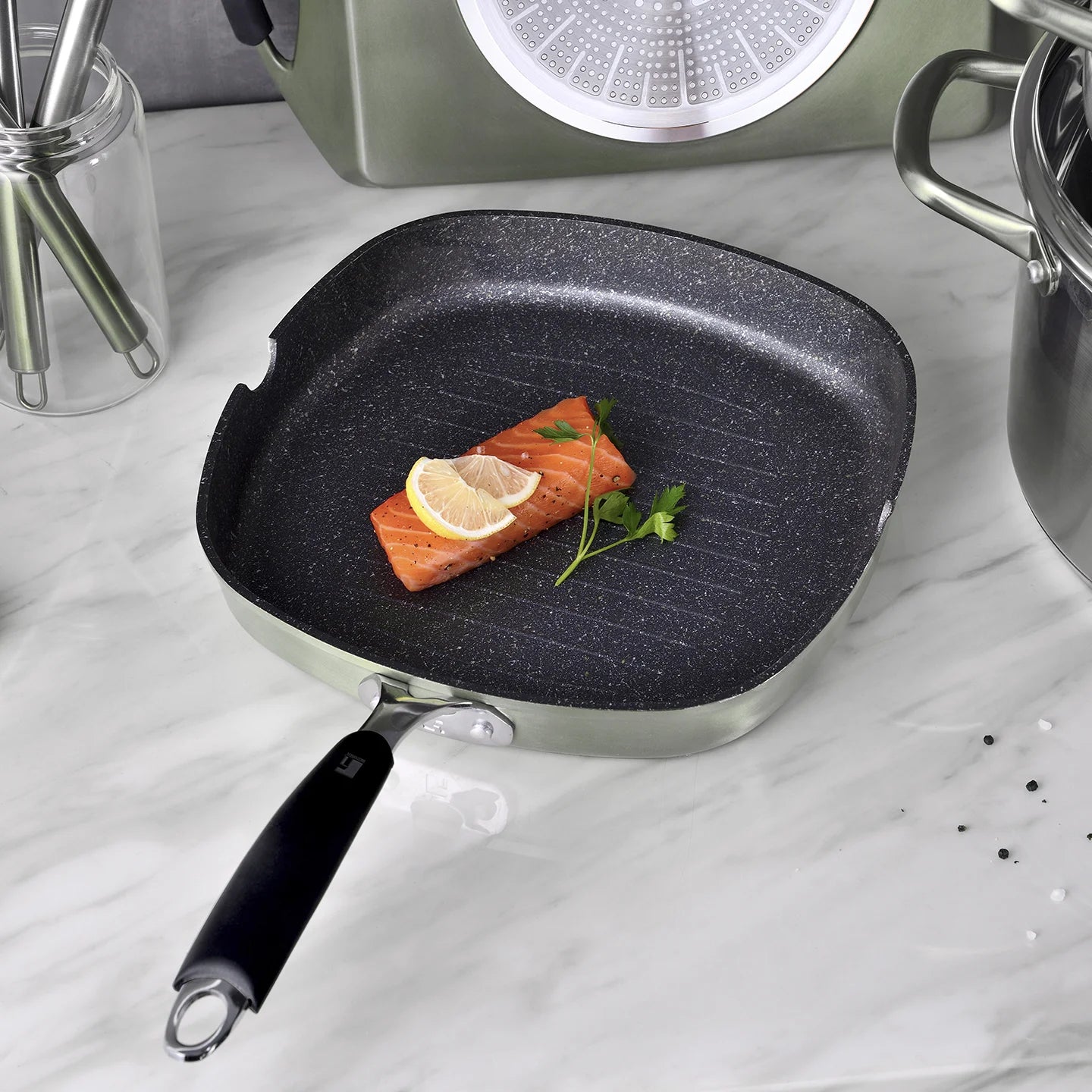 Sarten Grill 28Cm Aluminio Forjado Midnight - Bergner