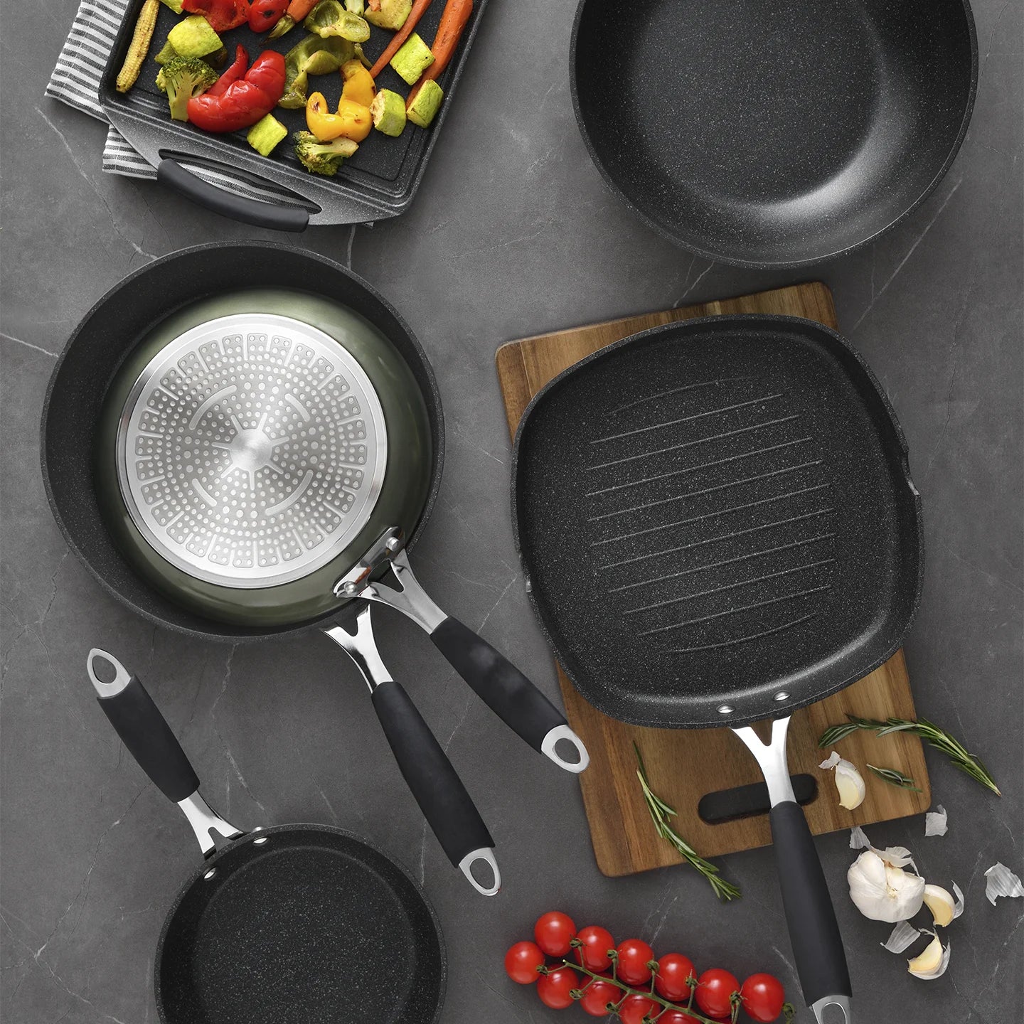 Sarten Grill 28Cm Aluminio Forjado Midnight - Bergner