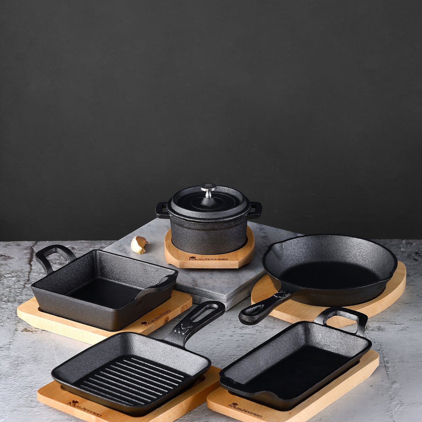 Sartén mini rectangular de hierro fundido con base - Cook & Share (5)