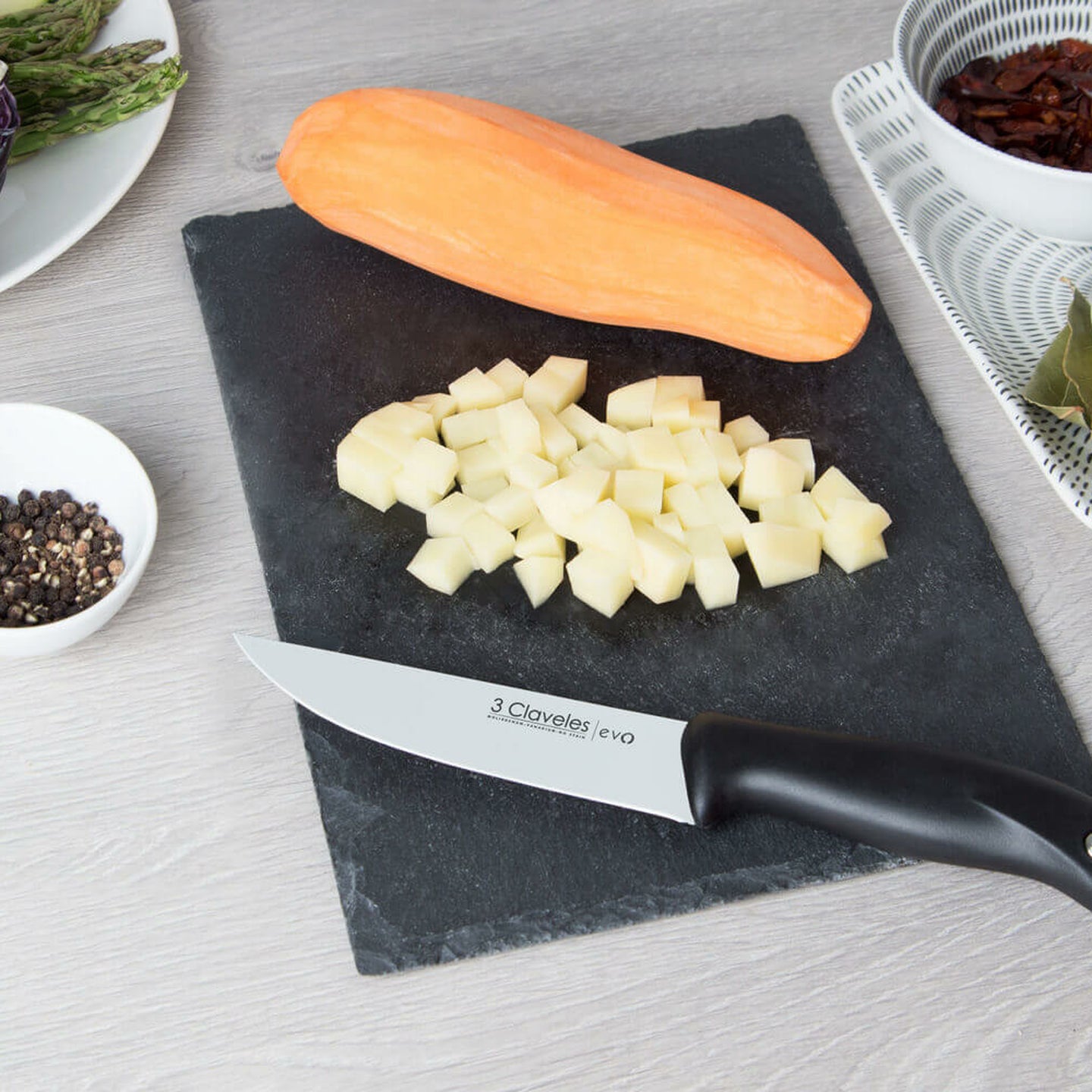 Cuchillo de cocina 3 Claveles 11 cm (2)