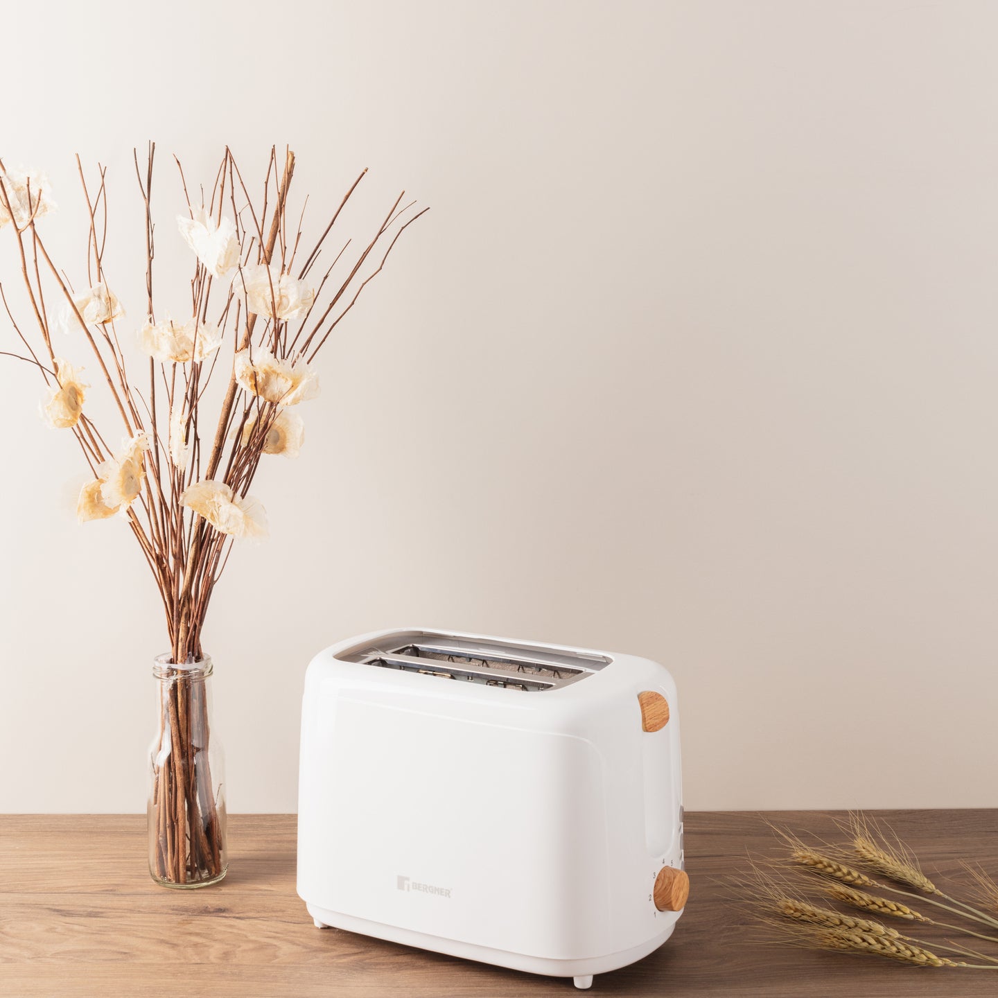 Tostadora Bergner 700W 7 velocidades - Naturally (1)