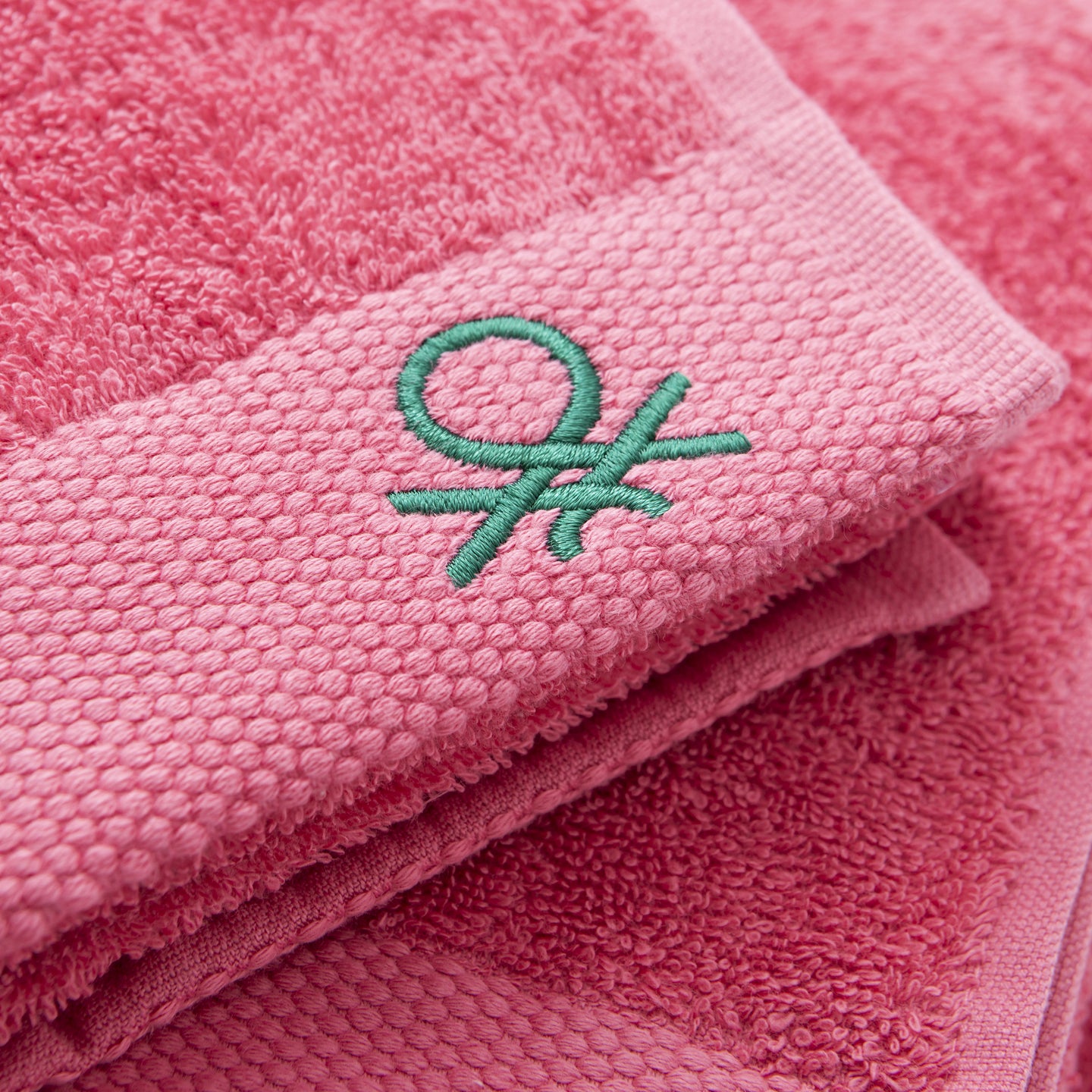 Set de 3 toallas de baño Benetton 100% algodón 500 GSM - Core (8)