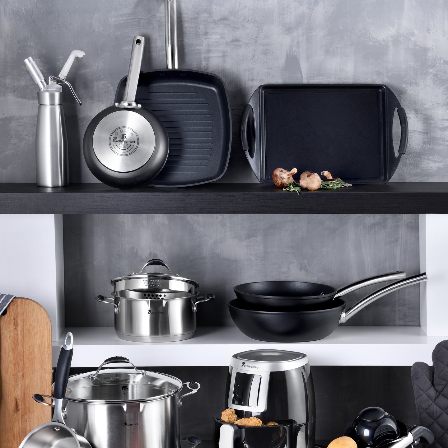 Cacerola baja MasterPRO de aluminio forjado 28 cm - Foodies Collection (1)